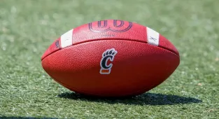 College football prospect dies unexpectedly at age 18