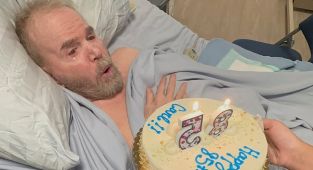 Disabled veteran says he's sickened by Katy Perry's Blue Origin antics
