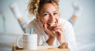 Do not eat order for COOKIES after customers report 'rancid taste'