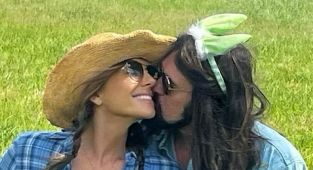 Elizabeth Hurley and Billy Ray Cyrus' wild relationship histories
