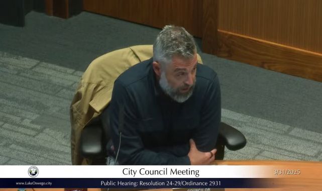 Executive's outburst after Oregon town was forced to open lake