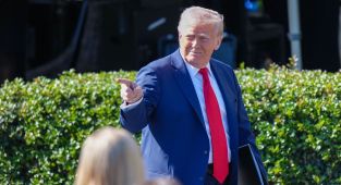 Explosive poll shows Trump crushes GOP rivals in 2028 primary poll