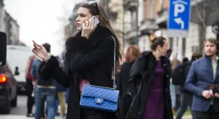 Fashionistas erupt after finding what their 'luxury' handbag signifies
