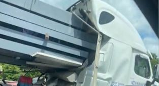 Final Destination-style crash while trucker was hauling huge load