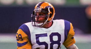 Former NFL star announced as the next Golden Bachelor