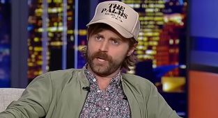 Fox blacklists star guest for 'harassing' female staff