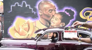 Fury as LA mural dedicated to Kobe Bryant and daughter Gigi vandalized