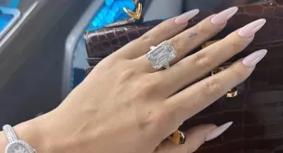Georgina Rodriguez shows off engagement ring, despite marriage comment