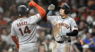 Giants fans fume at 'leaked' new jerseys