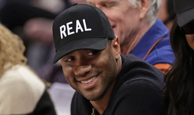 Giants star makes ultimate sacrifice for Russell Wilson