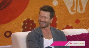 Glen Powell makes telling remark about Sydney Sweeney