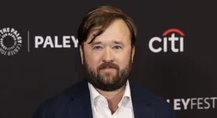 Haley Joel Osment charged with cocaine possession and being drunk in public