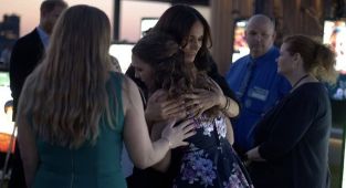 Harry and Meghan unveil poignant monument in New York