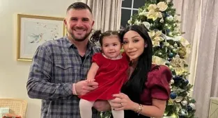 Heiress' tragic end after doctor parents misdiagnosed her cancer