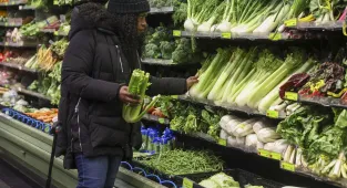 Inflation fears mount as closely-watched signal flashes red