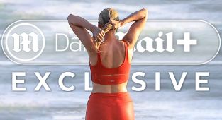 Ivanka Trump flexes on beach vacation with Karlie Kloss