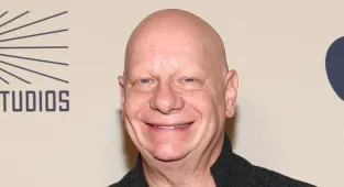 Jeff Ross hospitalized for allergic reaction to surprising food item