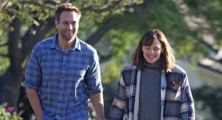 Jennifer Garner's lover John Miller has 'moved into her mansion'