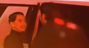 Josh Allen and Hailee Steinfeld share intimate moment at premiere