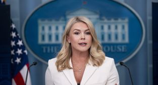 Karoline Leavitt throws Nancy Pelosi's words back in her face