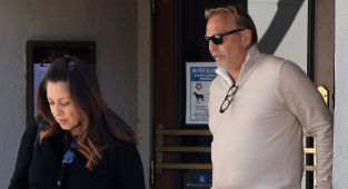 Kevin Costner mystery woman revealed and it's good news for JLo