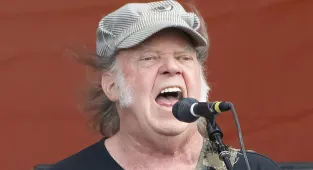 Legendary rocker fears he won't be allowed to return to US