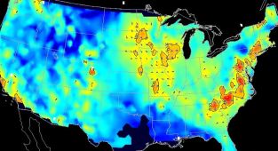 Massive solar storm set to hit in HOURS causing global blackouts