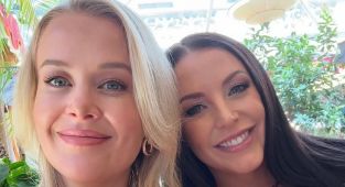 My lunch date with the world's most famous porn star: JANA HOCKING