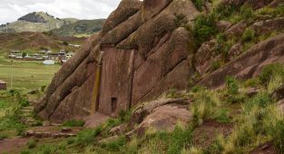 Mysterious 'Gate of the Gods' found in Peru could reveal lost society