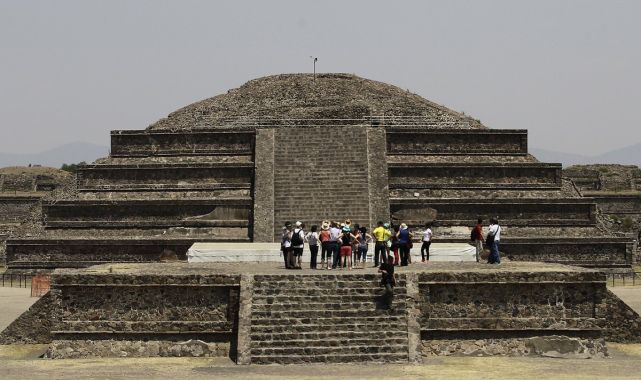 Mysterious liquid found under 'gateway to the underworld' in Mexico