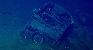 Mysterious vehicle found in sunken WWII aircraft carrier