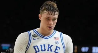 NBA-bound Cooper Flagg appears to suffer disgusting accident mid-game