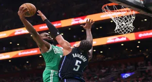NBA playoffs: Warriors lose despite Curry heroics; Celtics beat Orlando