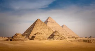 New Egyptian Giza pyramid bombshell  'reshapes history'