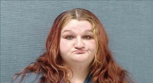Outrageous moment 270-pound woman beats up tiny girl in playground