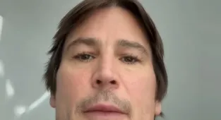 Reclusive action hero stuns fans with rare appearance