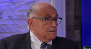Rudy Giuliani makes dramatic U-turn on Trump over 'crooked' choices