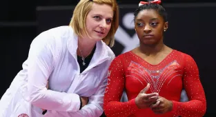 Simone Biles' ex-coach reveals dangerous issue gymnast faced in 2016