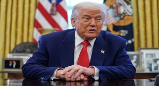 Stocks soar: Why Trump faces scrutiny over tariff pause timing