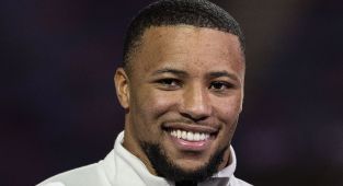 Super Bowl champ Saquon Barkley joins Donald Trump at golf club