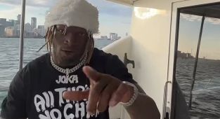 Super Bowl winner retires to focus on rap after strangulation arrest