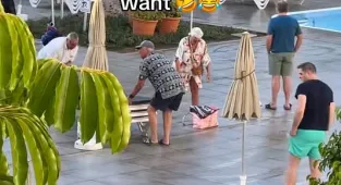 The 'pathetic' trick tourists use to reserve hotel sunbeds in Tenerife