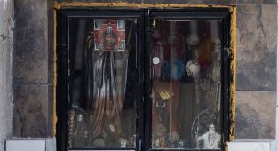 The skeleton woman smugglers are praying to amid border crackdown