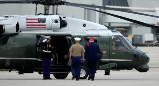 Trump forced to abort helicopter after serious failure