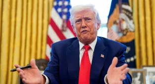 Trump publishes 57 'media hoaxes'