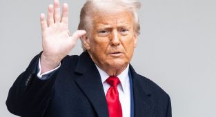 Trump tariffs trigger spike in odds of recession this year