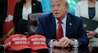 Trump warns Zelensky to back his peace deal or lose ALL of Ukraine