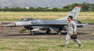 US approves sale of 20 F-16 fighter jets worth $5.58bn to Philippines