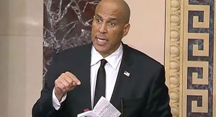 US senator crosses 24-hour mark in marathon protest speech