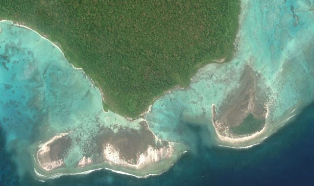 US tourist arrested after allegedly attempting to contact 'world's most isolated' tribe